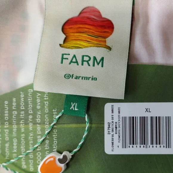 FARM RIO Romper XL Floral Off-White Flowerful Sketch Belted NEW - Picture 15 of 16